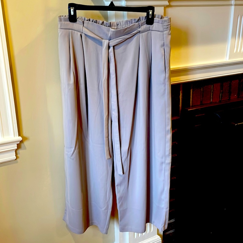 Cropped Pant by Adrianna Papell New with tags XL